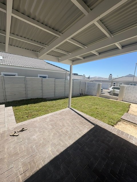 To Let 3 Bedroom Property for Rent in Pinehurst Western Cape
